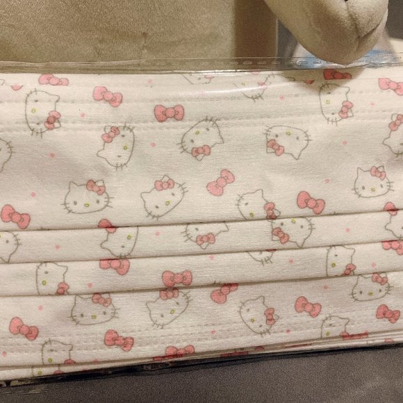 Hello Kitty disposal masks - Picture 1 of 2